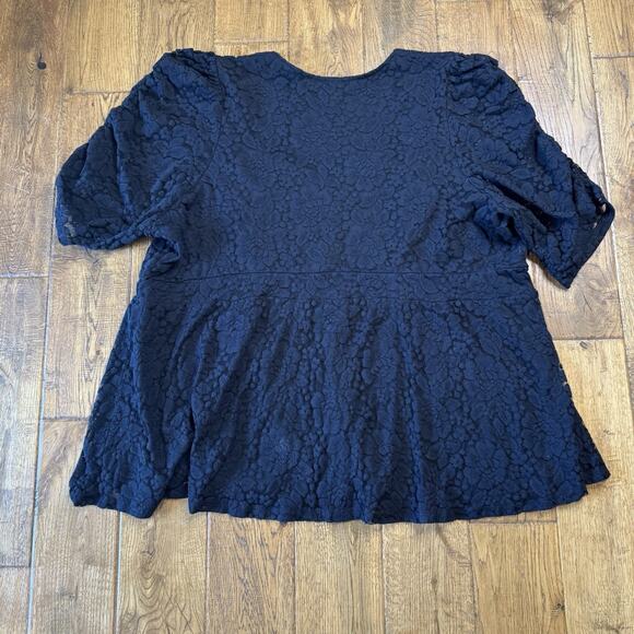 Torrid Top Women's 4X Black Lace Peplum Sweetheart Neckline Cinched Elbow Sleeve - Picture 7 of 7